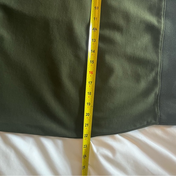 Banana Republic Olive Green Pencil Skirt - Picture 4 of 7